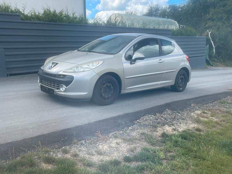 Gold Gebraucht 2009 Peugeot 207 Sport Kleinwagen | 850 € (Superpreis) - Bild 1/4