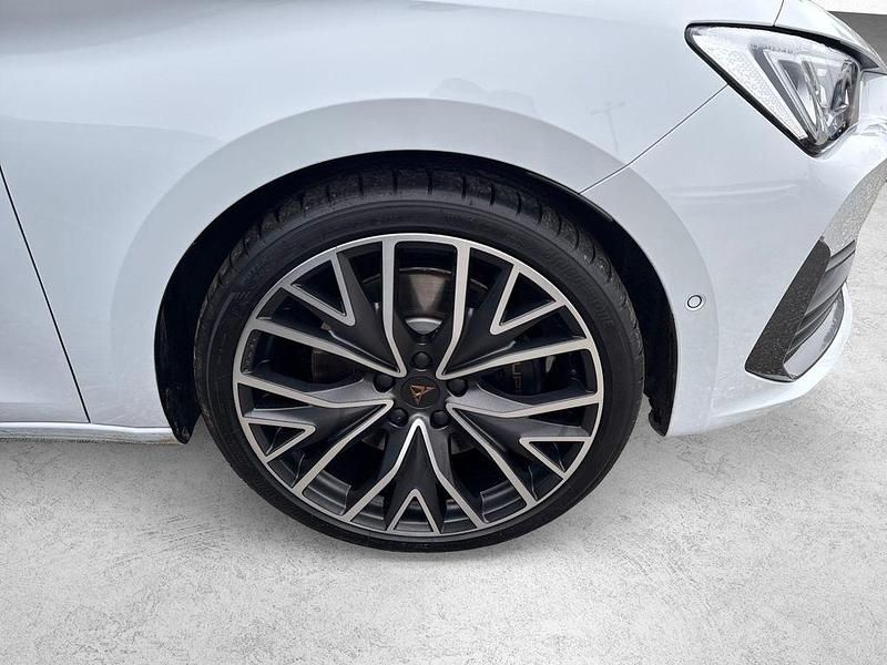 Gebraucht Cupra Leon VZ 245 PS (180 kW) 2024 Weiss Kombi