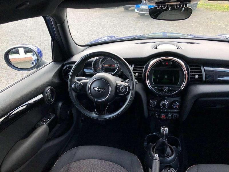 Second-hand Mini ONE 102 CP (75 kW) 2018 Albastru Hatchback