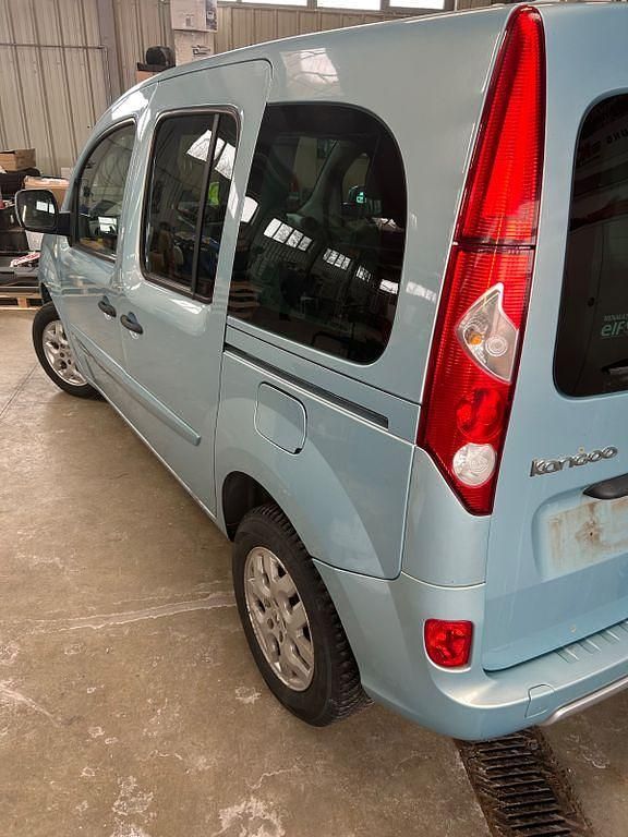 Gebraucht Renault Kangoo Expression 106 PS (77 kW) 2009 Blau Van / Kleinbus
