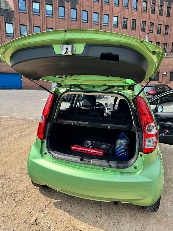 Gebraucht Suzuki Splash Comfort 65 PS (47 kW) 2009 Grün Kleinwagen