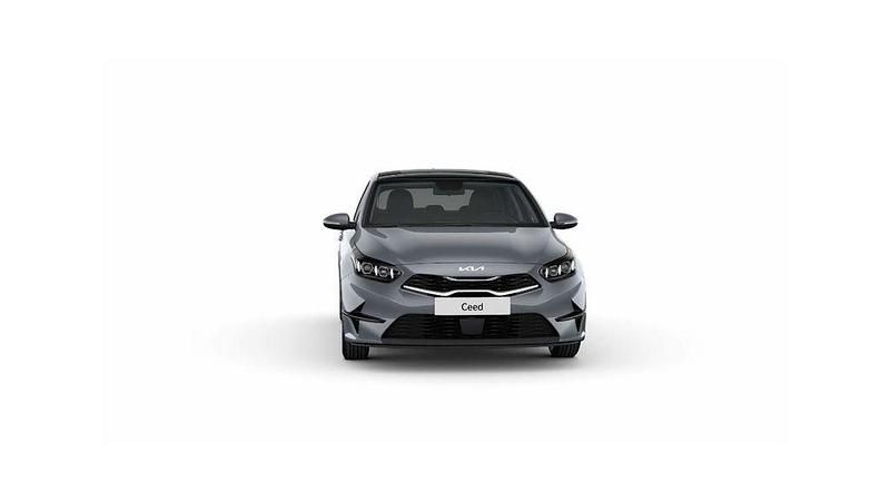 Neu Kia Ceed Vision 140 PS (102 kW) 2025 Grau Kleinwagen