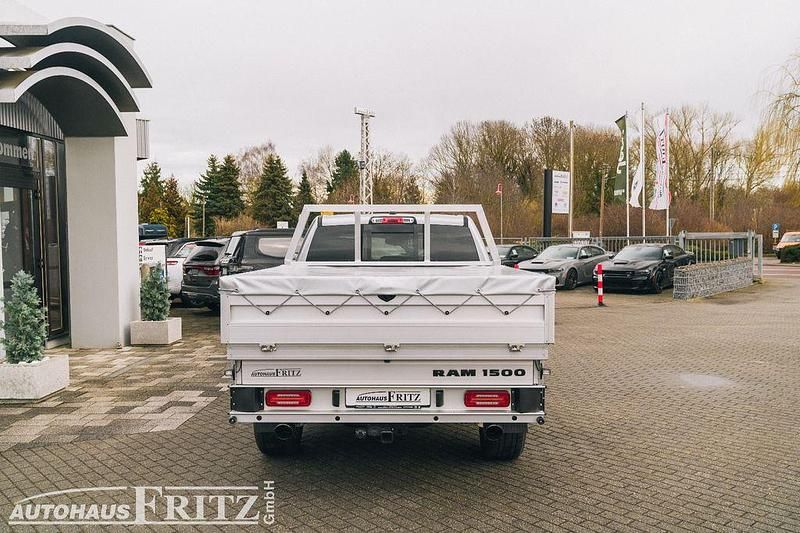 Neu Dodge Ram 420 PS (308 kW) 2025 Silber Pickup