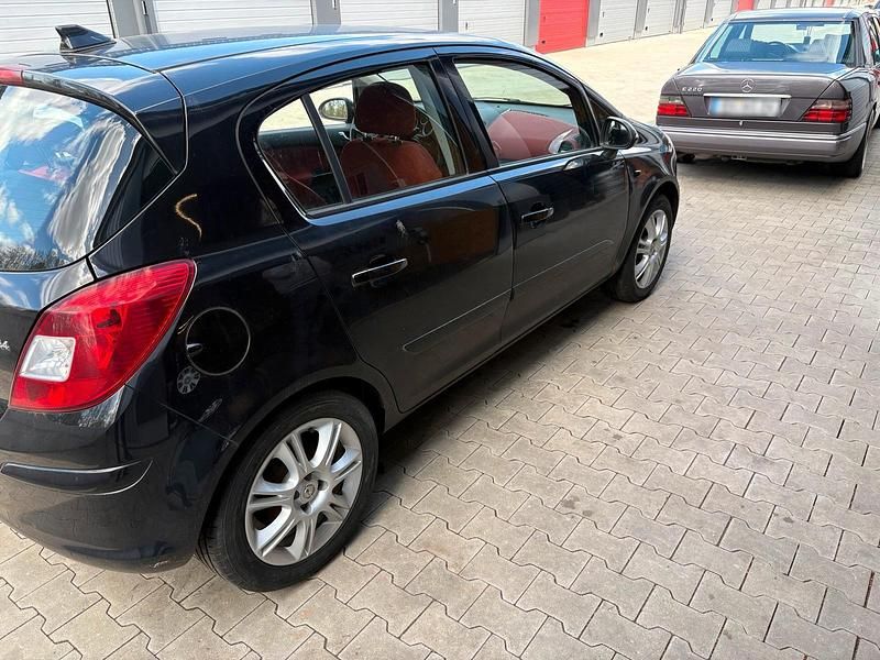 Gebraucht Opel Corsa 90 PS (66 kW) 2007 Schwarz Kleinwagen