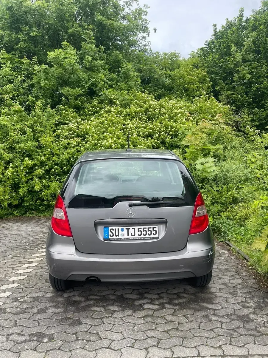 Gebraucht Mercedes A170 74 PS (54 kW) 2009 Grau Kleinwagen