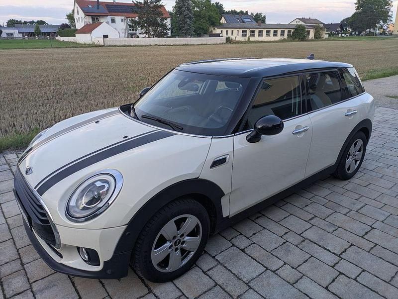 Weiß Gebraucht 2016 Mini Cooper Clubman Kombi | 9.500 € (Fairer Preis) - Bild 1/4