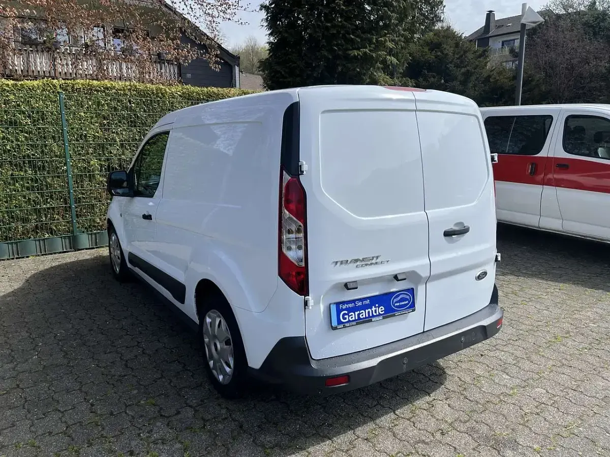Second-hand Ford Transit Connect 116 CP (85 kW) 2015 Alb Monovolum