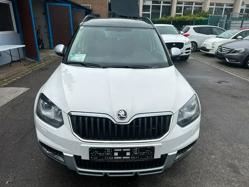 Gebraucht Skoda Yeti 152 PS (111 kW) 2014 Weiß SUV