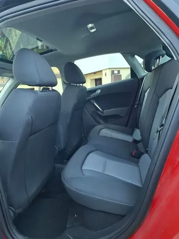 Gebraucht Audi A1 Sportback Sport 82 PS (60 kW) 2018 Rot Kleinwagen