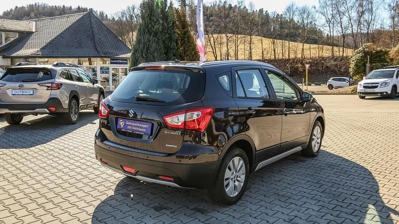 Gebraucht Suzuki SX4 Comfort 120 PS (88 kW) 2015 Braun Limousine