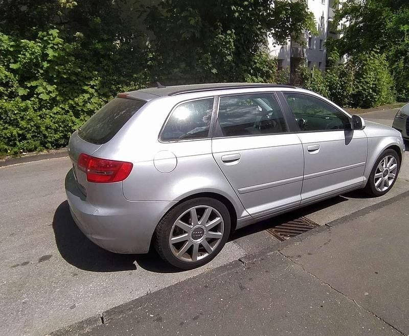 Gebraucht Audi A3 105 PS (77 kW) 2009 Kleinwagen