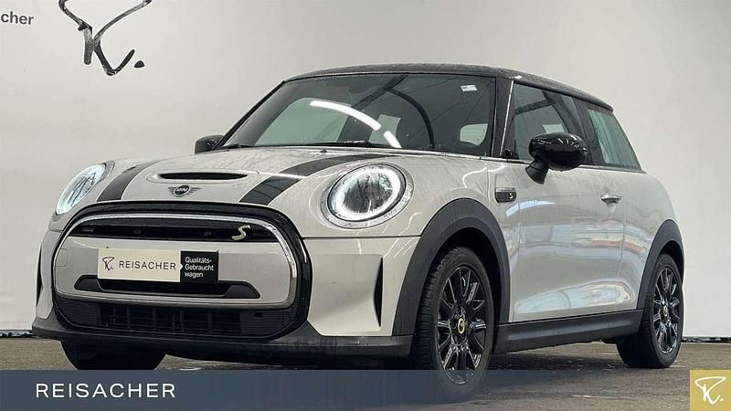 White silver metallic Gebraucht 2022 Mini Cooper Coupé Classic Coupé | 19.440 € (Fairer Preis) - Bild 1/4
