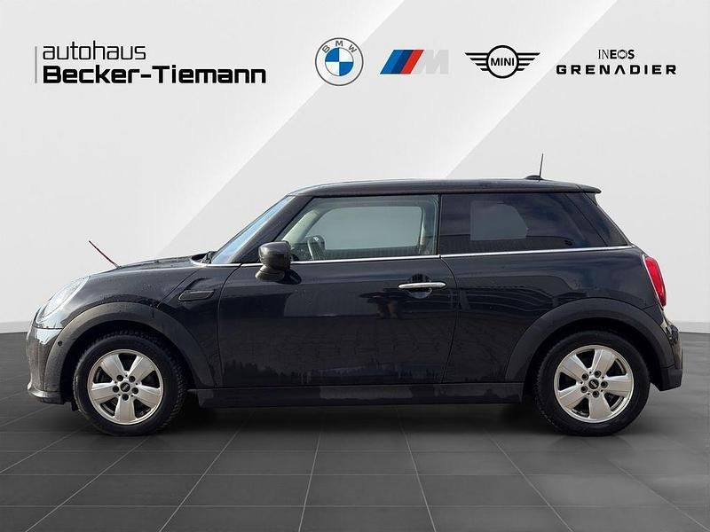 Gebraucht Mini Cooper Essential 136 PS (100 kW) 2023 Schwarz Kleinwagen