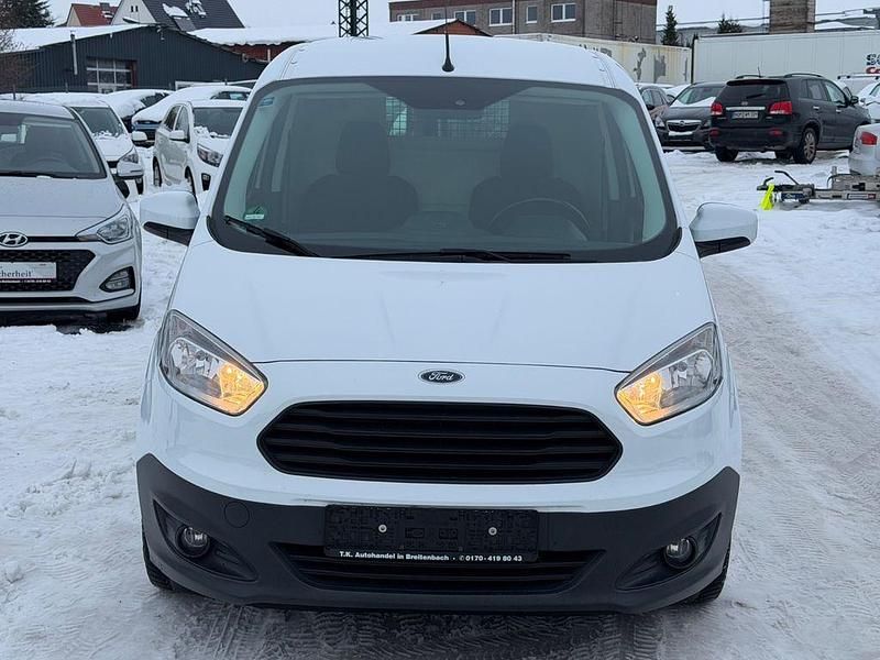 Gebraucht Ford Transit Trend 101 PS (74 kW) 2017 Weiß Van / Kleinbus