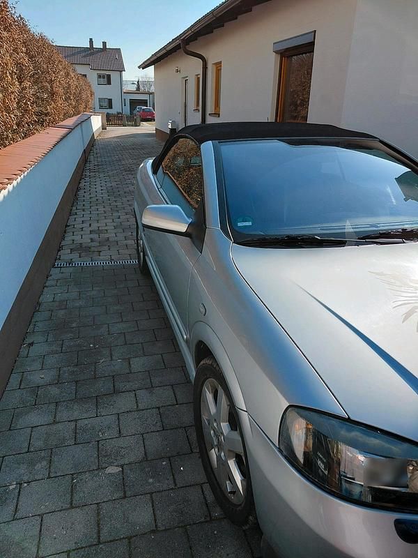 Gebraucht Opel Astra 146 PS (107 kW) 2001 Silber Cabrio