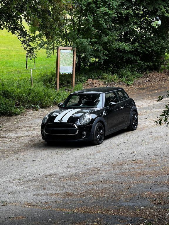 Schwarz Gebraucht 2017 Mini ONE Kleinwagen | 9.100 € (Fairer Preis) - Bild 1/4