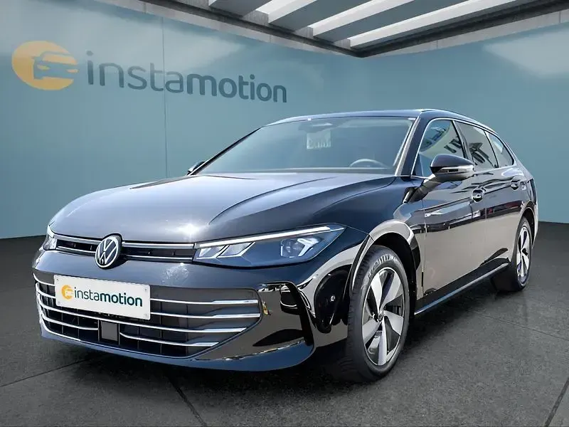 Gebraucht VW Passat 150 PS (110 kW) 2025 Schwarz Kombi