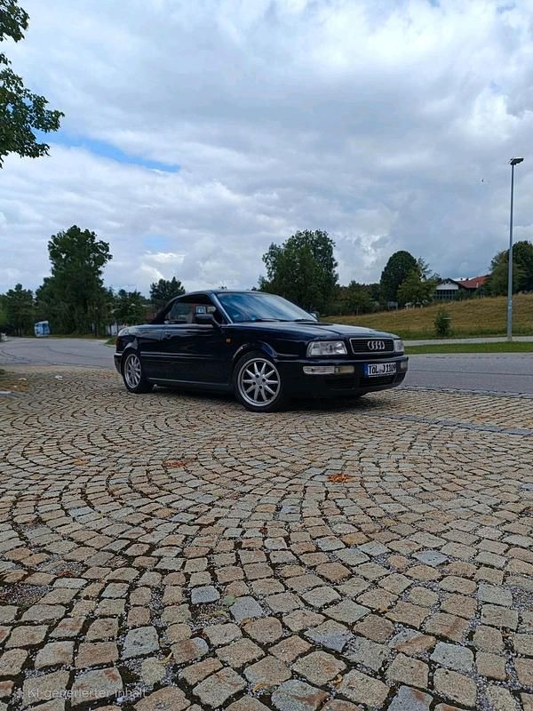 Blau Gebraucht 1998 Audi Cabriolet Cabrio | 9.500 € (Teuer) - Bild 1/4