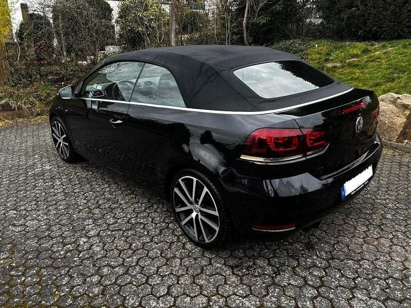 Gebraucht VW Golf Cabriolet Cup 140 PS (102 kW) 2014 Schwarz Cabrio