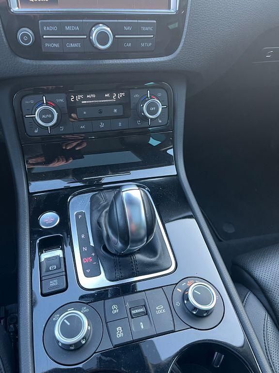 Gebraucht VW Touareg 245 PS (180 kW) 2013 Gold SUV