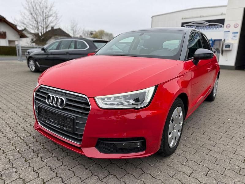 Gebraucht Audi A1 Sportback Design 95 PS (69 kW) 2018 Rot Kleinwagen