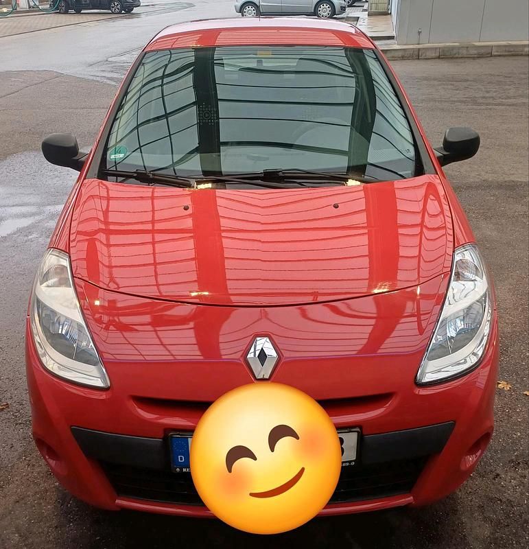 Rot Gebraucht 2012 Renault Clio IV Kleinwagen | 4.450 € (Guter Preis) - Bild 1/4