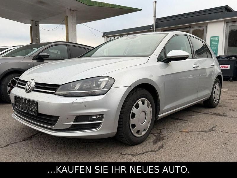 Silber Gebraucht 2016 VW Golf Allstar Limousine | 10.990 € (Fairer Preis) - Bild 1/4