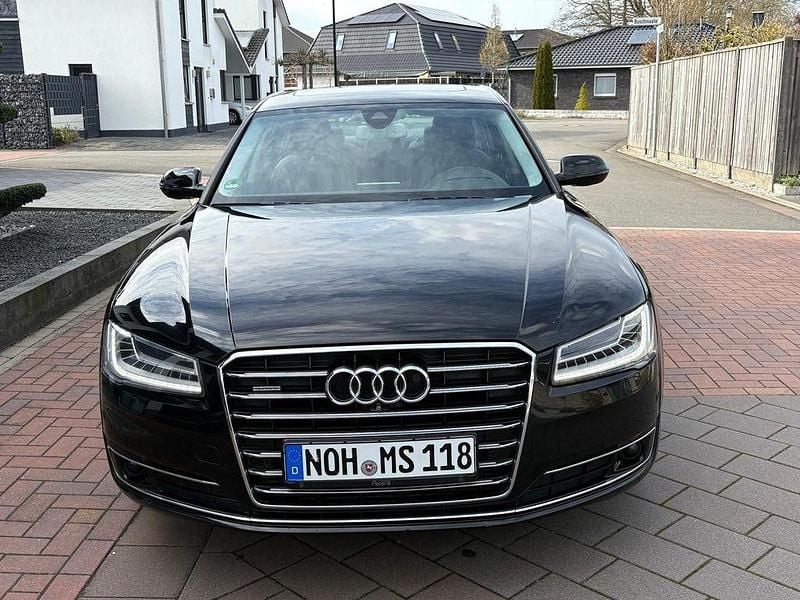 Gebraucht Audi A8 Ambiente 262 PS (192 kW) 2016 Schwarz Limousine
