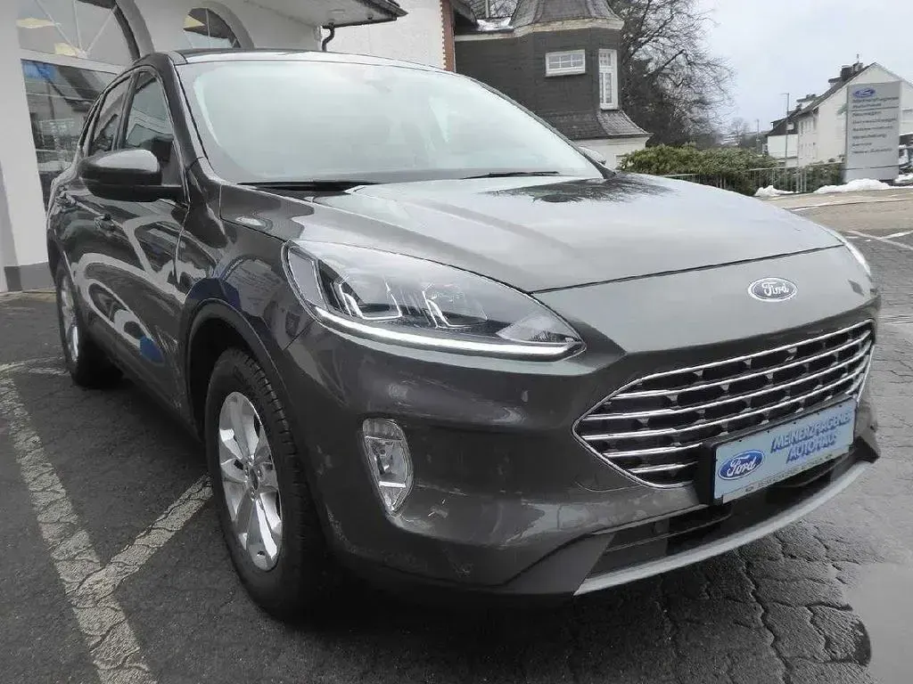 Gebraucht Ford Kuga Titanium 190 PS (139 kW) 2020 Grau (magneticgrau (metallic)) (metallic) SUV