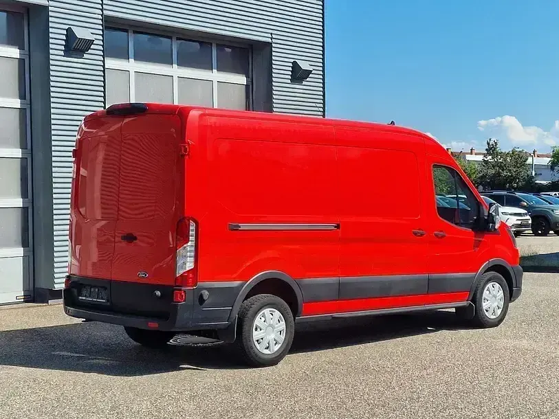Usata Ford Transit 107 CV (78 kW) 2020 Rosso Berlina