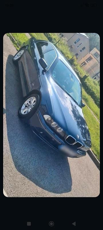 Gebraucht BMW 520 170 PS (125 kW) 2002 Blau Limousine