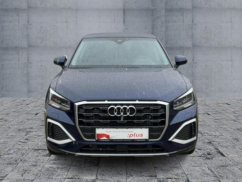 Używany Audi Q2 Advanced 150 KM (110 kW) 2024 Niebieski SUV