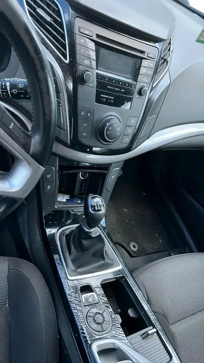 Gebraucht Hyundai i40 116 PS (85 kW) 2014 Silber Kombi