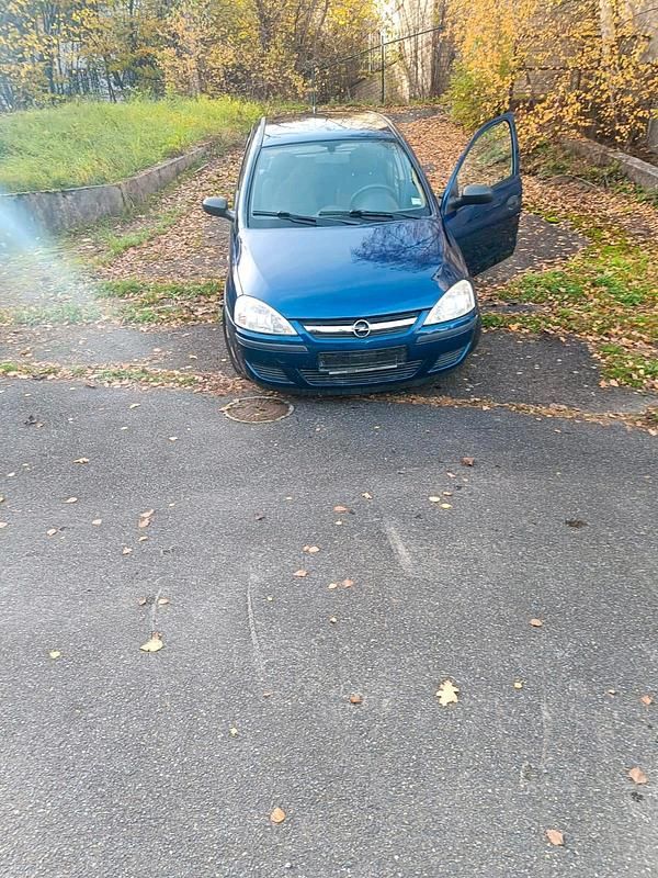 Blau Gebraucht 2004 Opel Corsa Kleinwagen | 1.250 € (Fairer Preis) - Bild 1/4