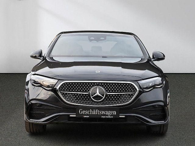 Gebraucht 2025 Mercedes E200 AMG line | 59.440 € (Fairer Preis) - Bild 1/4