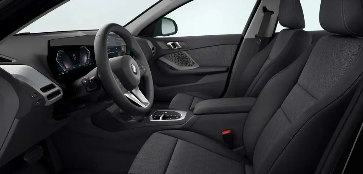 Neu BMW 120 156 PS (114 kW) 2026 Schwarz Kleinwagen