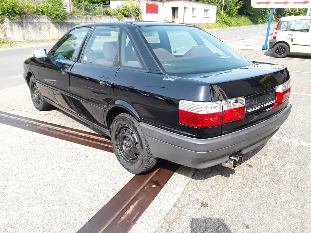 Gebraucht Audi 80 69 PS (50 kW) 1991 Rot Limousine
