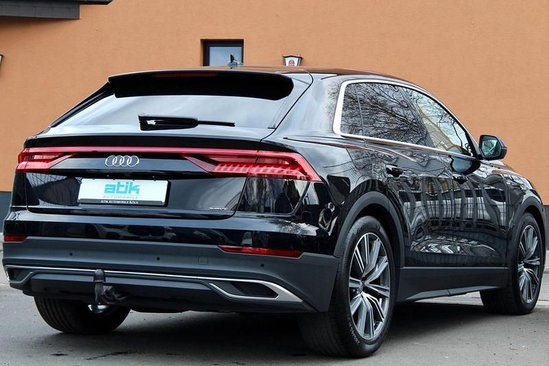 Gebraucht Audi Q8 S-Line 286 PS (210 kW) 2020 Schwarz SUV