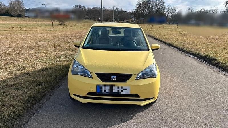 Gelb Gebraucht 2013 Seat Mii Style Kleinwagen | 4.999 € (Fairer Preis) - Bild 1/4