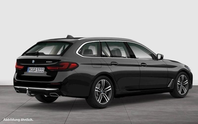 Gebraucht BMW 530 Luxury Line 245 PS (180 kW) 2023 Schwarz Kombi