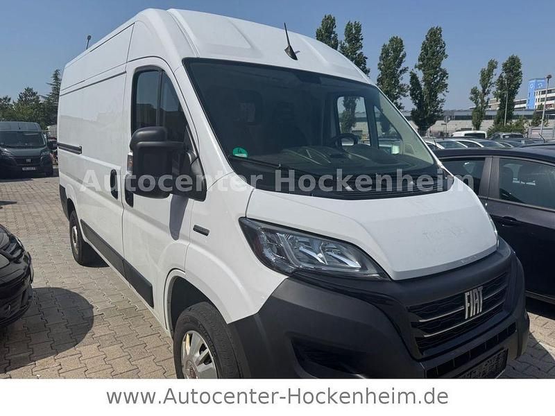 Bianco Gebraucht 2021 Fiat Ducato Van | 10.999 € - Bild 1/4