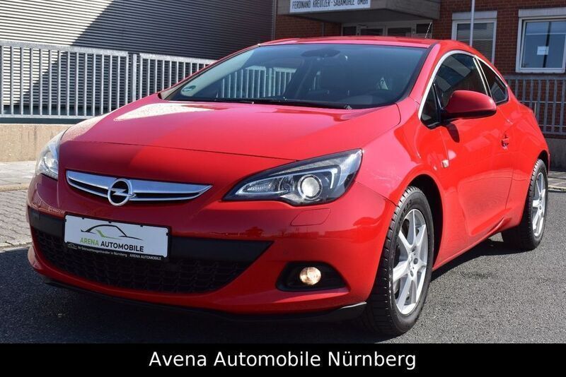 Rot Gebraucht 2012 Opel Astra GTC Innovation Coupé | 7.900 € (Fairer Preis) - Bild 1/4