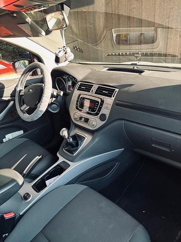 Gebraucht Ford Kuga 143 PS (105 kW) 2011 Silber SUV