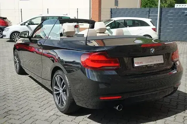 Gebraucht BMW 218 Advantage 136 PS (100 kW) 2020 Schwarz Cabrio