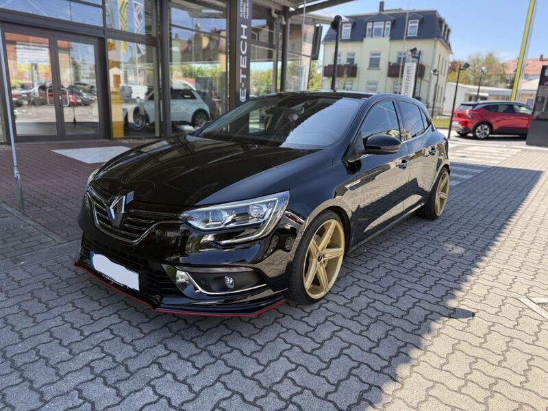 Schwarz Gebraucht 2016 Renault Mégane III Intens Limousine | 9.990 € (Fairer Preis) - Bild 1/4