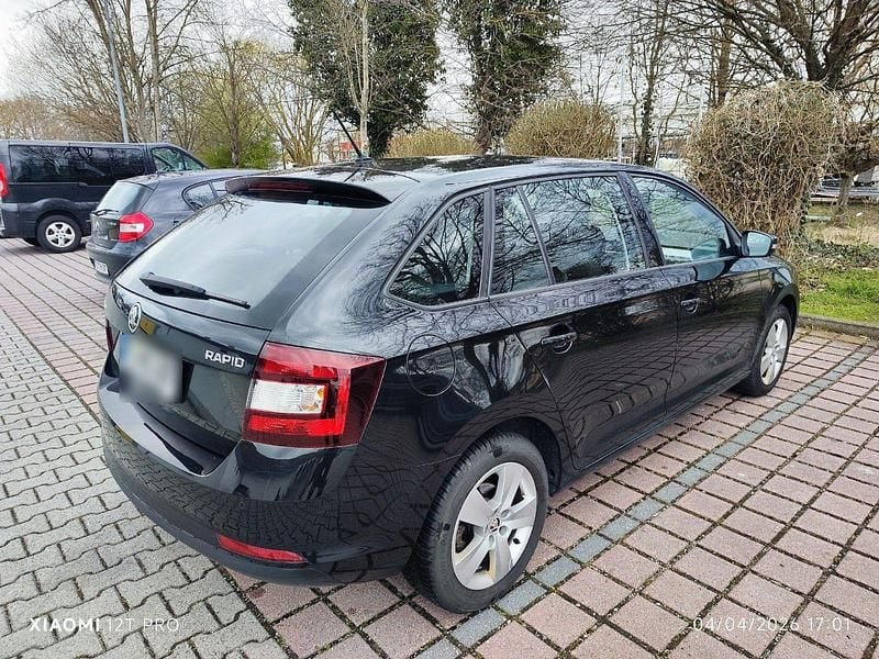 Second-hand Skoda Rapid Ambition 95 CP (69 kW) 2017 Negru Hatchback