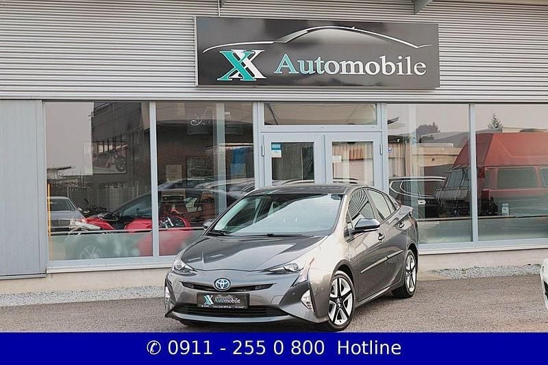 Gebraucht Toyota Prius Executive 98 PS (72 kW) 2016 Grau Limousine