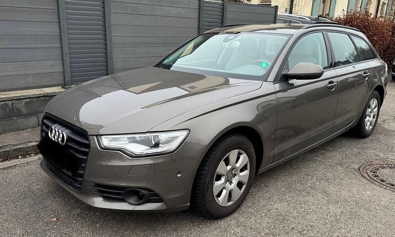 Gebraucht Audi A6 177 PS (130 kW) 2013 Grau Kombi
