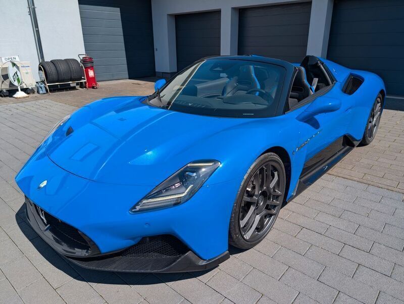 Neu Maserati MC20 630 PS (463 kW) 2025 Blau Cabrio