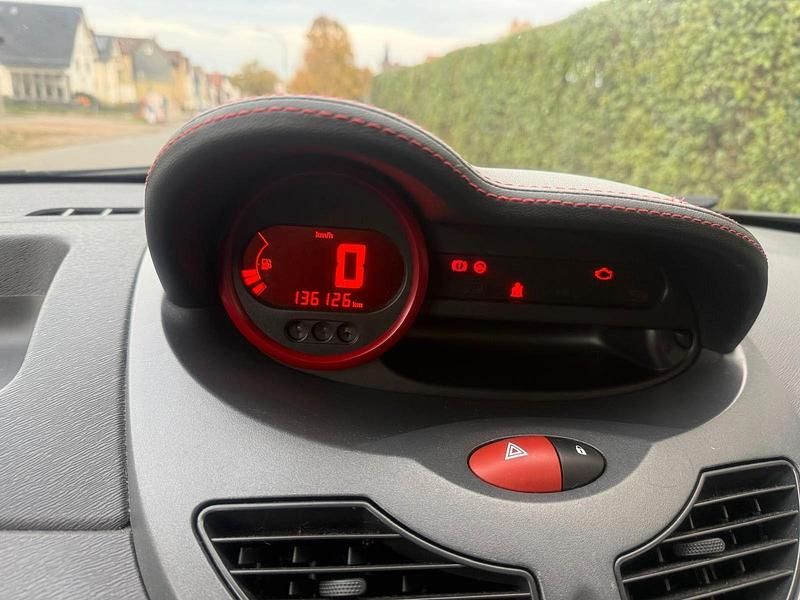 Gebraucht Renault Twingo Authentique 75 PS (55 kW) 2011 Grau Kleinwagen